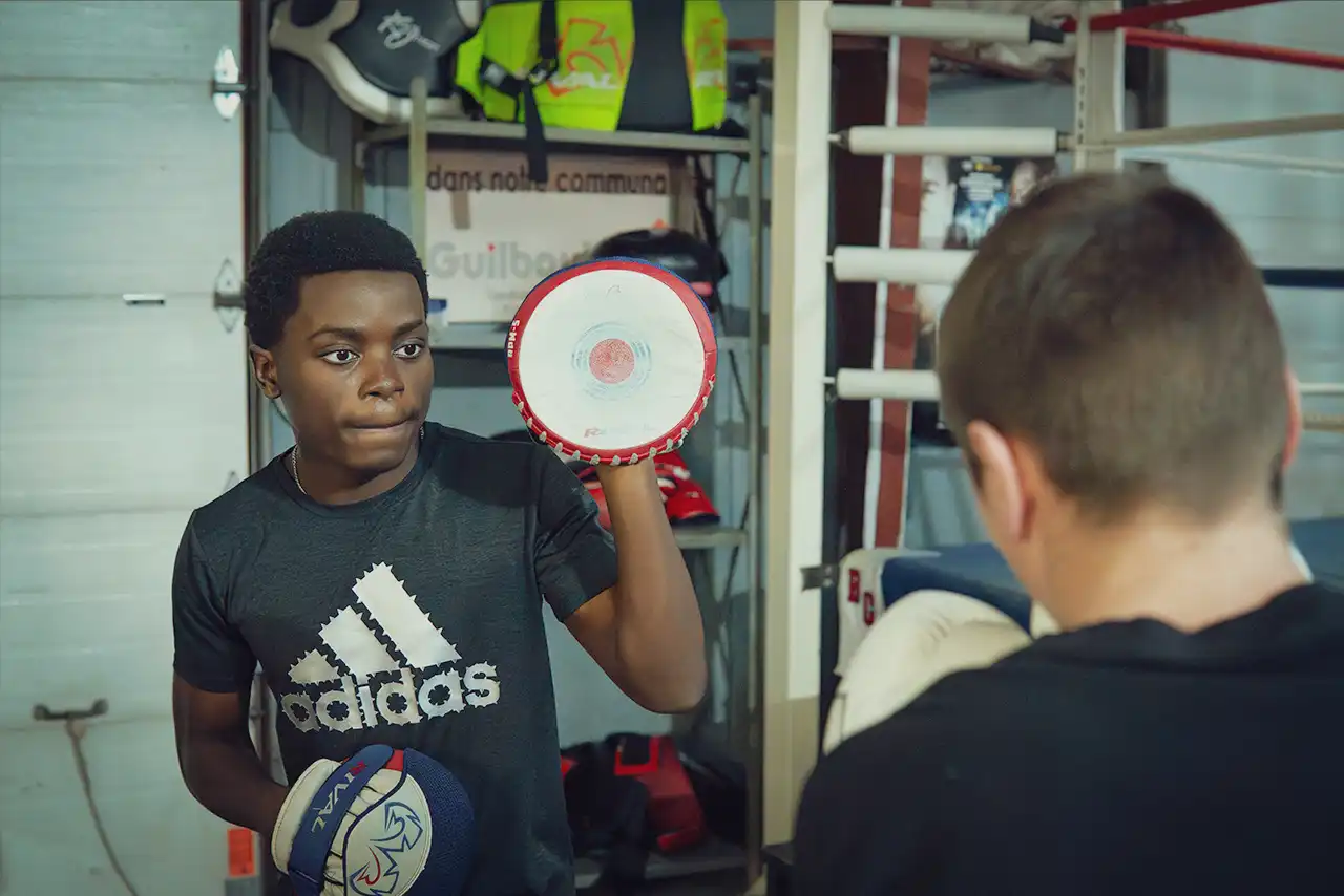 Cours de boxe pour adolescents au Club Boxe & Flow à Buckingham, Gatineau