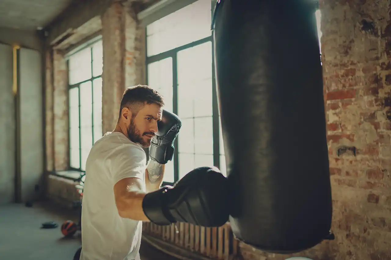 Cours de boxe pour hommes au Club Boxe & Flow à Buckingham, Gatineau